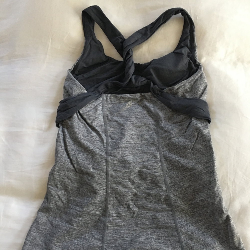 Lululemon grey workout top